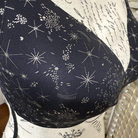 Knix WINGWOMAN CONTOUR BRA Size 3 Black STARGAZER Celestial Print Wireless NEW - Picture 4 of 10